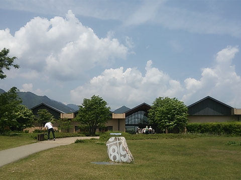 ちひろ美術館