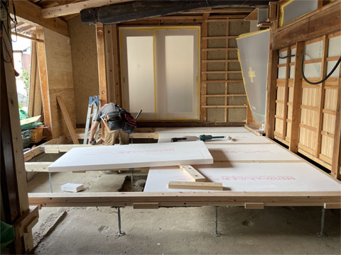 �򕌌��R���s�̃��t�H�[��/���m�x�[�V����